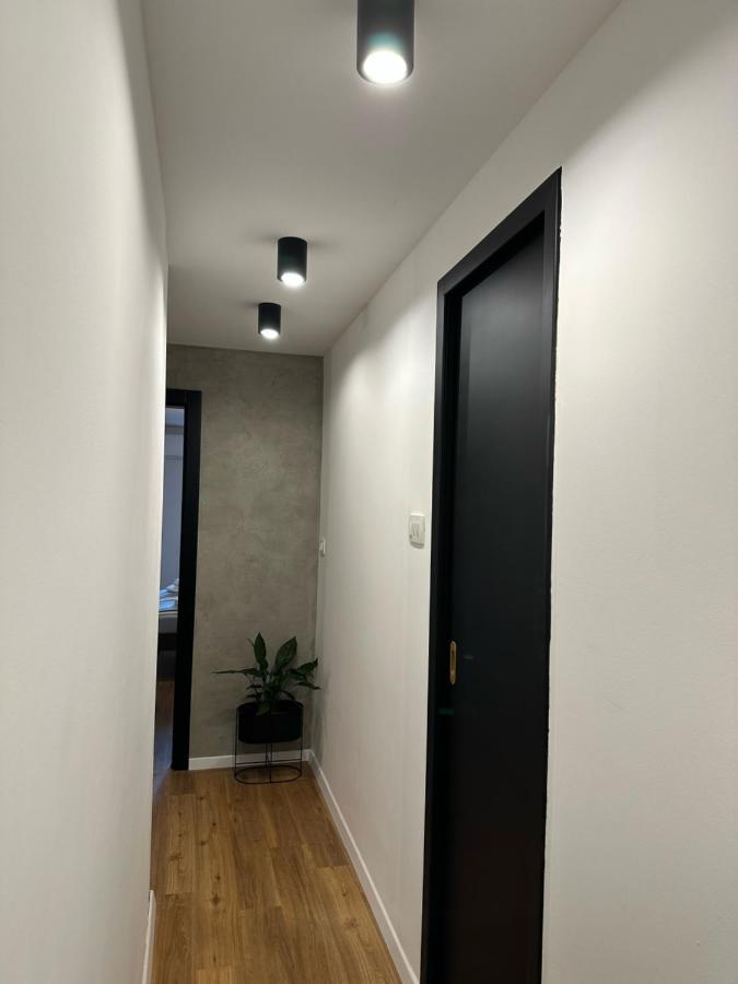 No.13 Apartment